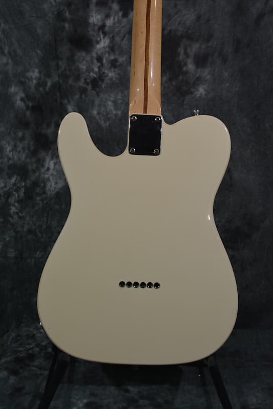 Fender Standard Telecaster 2006 Aged White w Deluxe Gigbag