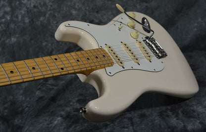 Fender JV Modified '60s Stratocaster Olympic White