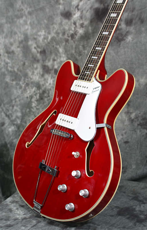 Vox Bobcat V90 Cherry Red Semi-Hollow