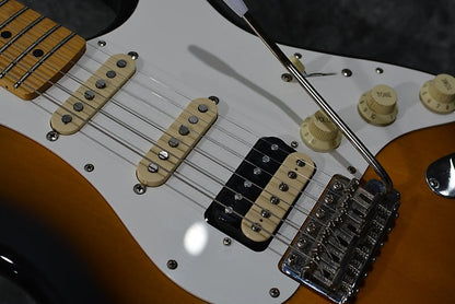 Fender JV Modified 50s Stratocaster Sunburst HSS