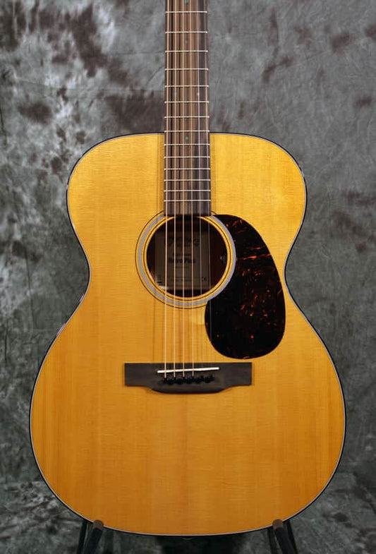 Martin 000E Retro Plus Mahogany
