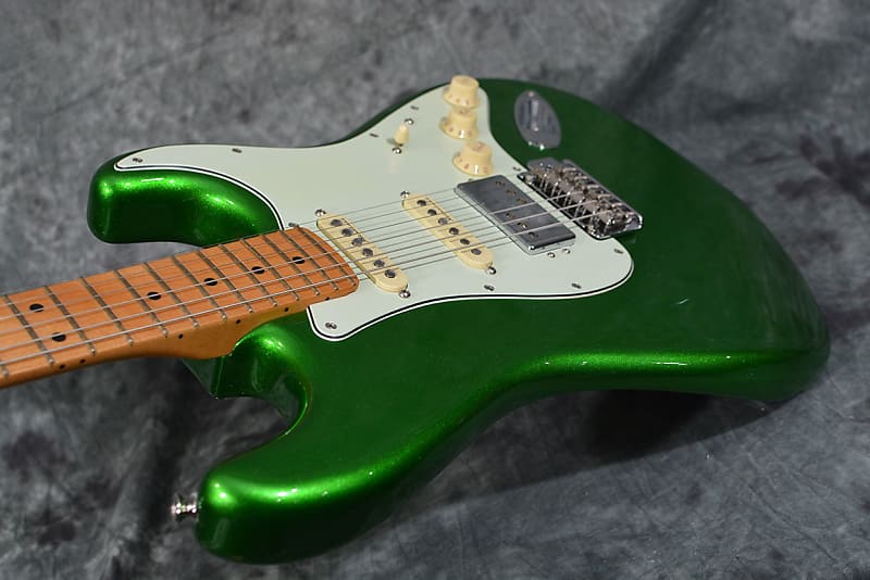 Fender Player Plus Stratocaster HSS 2021 Green Metallic