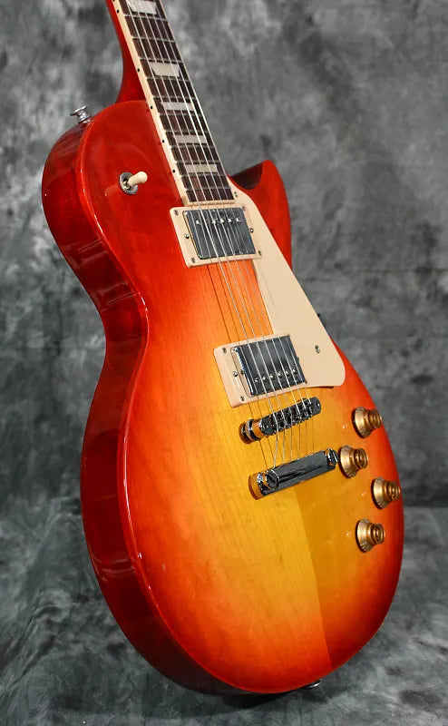 Gibson Les Paul Studio Cherry Sunburst