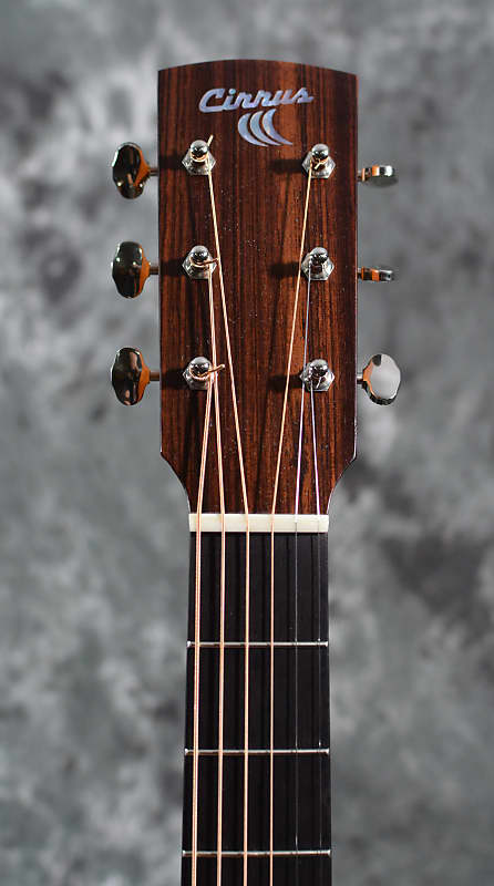 Cirrus CHG-28 Jumbo Standard Natural