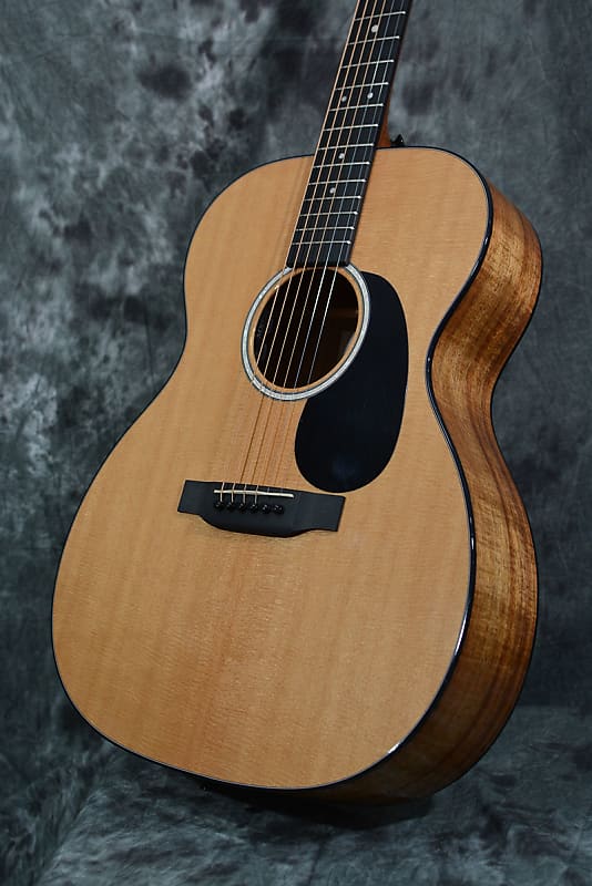 Martin 000-12e Koa Limited Edition 2019 w Deluxe Gigbag