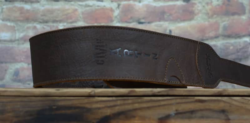 Martin LUXE Leather Guitar Strap Dark Brown