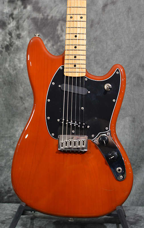 Fender Player Mustang 2019 Walnut Gloss Exclusive CME w Upgraded Seymour Duncan Lil 59