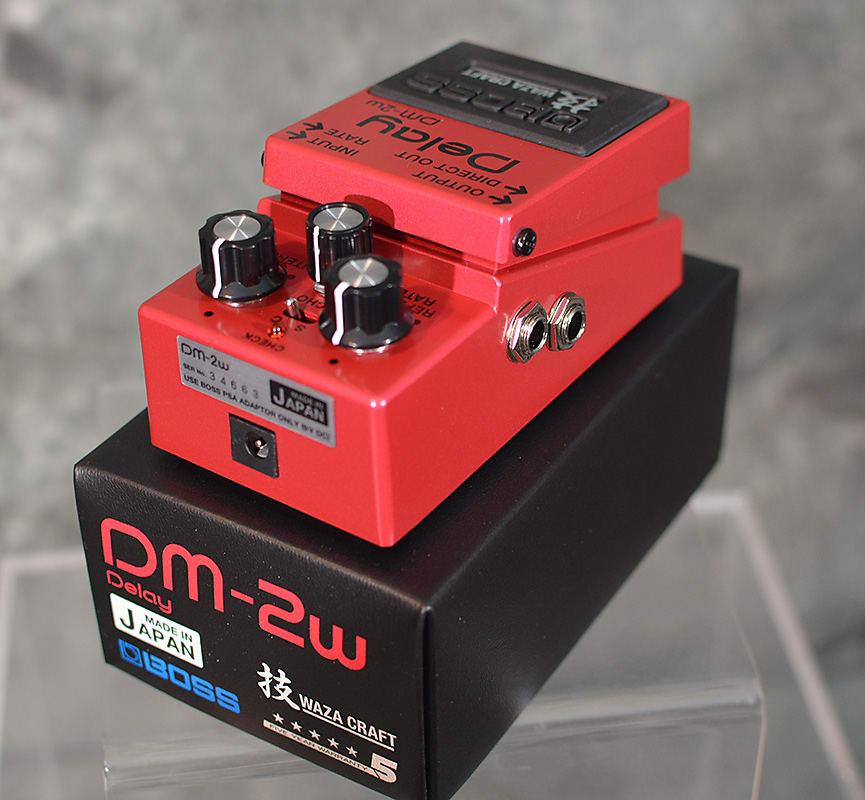 Boss DM-2W Waza Craft Analog Delay – Mainstagemusic 
