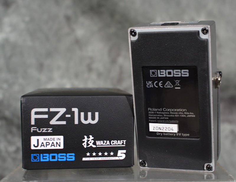 boss fz-1w waza craft fuzz pedal Boss FZ-1W Waza Craft Fuzz Pedal