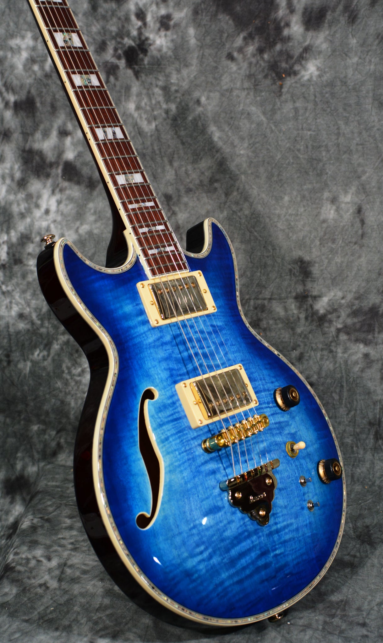 Ibanez AR520 AR520HFM Light Blue Burst – Mainstagemusic