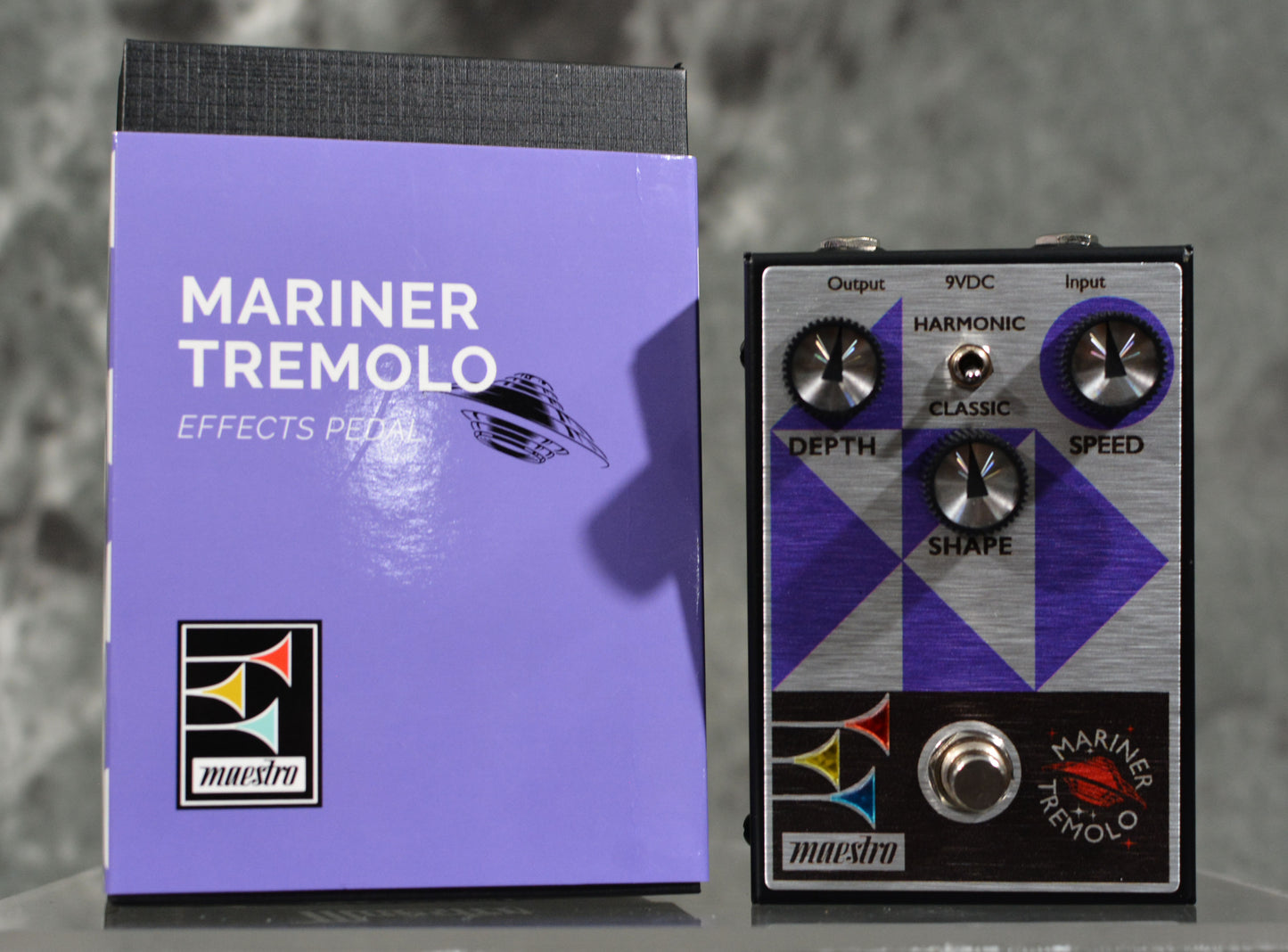 Maestro By Gibson Mariner Tremolo