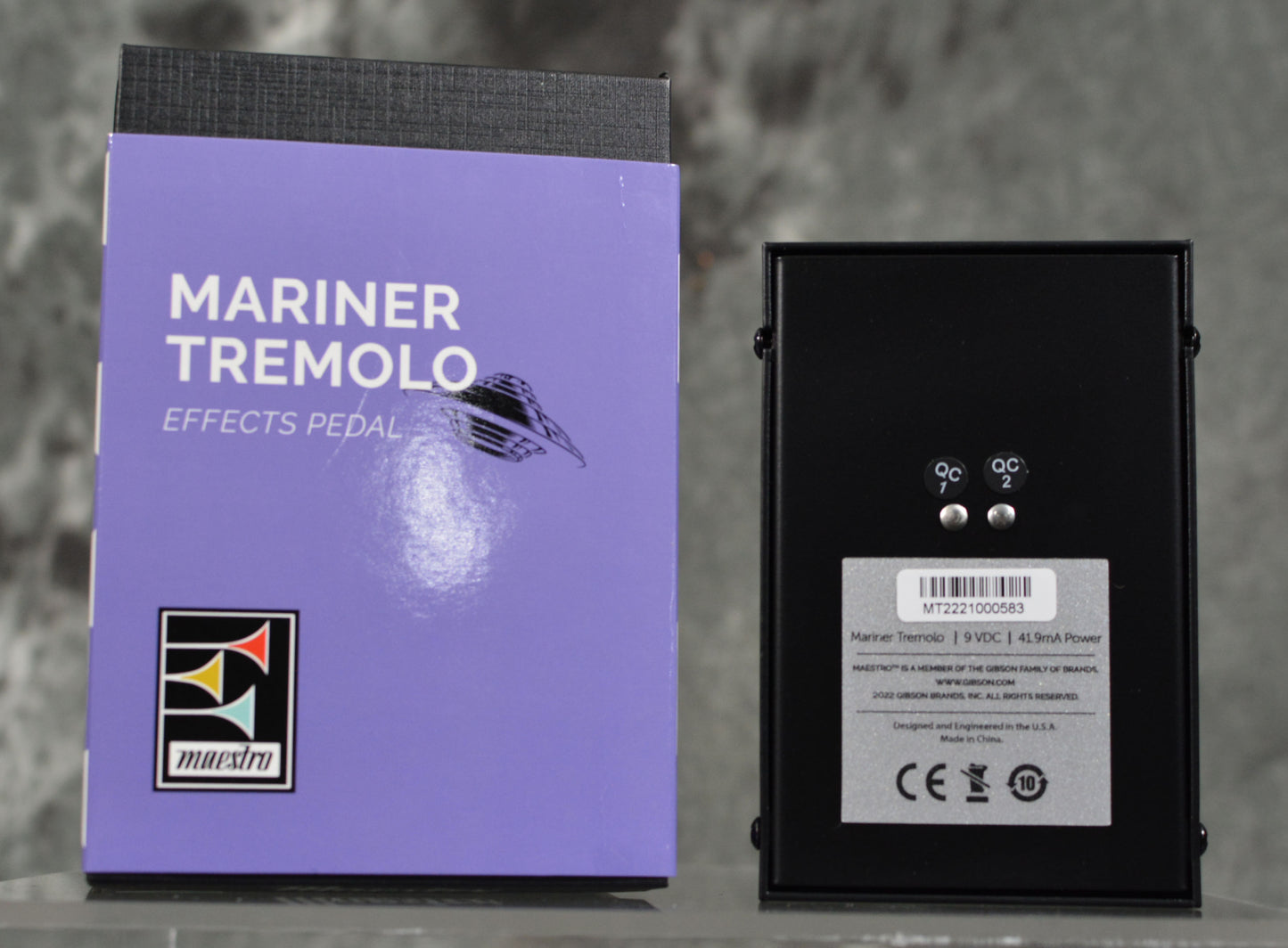 Maestro By Gibson Mariner Tremolo
