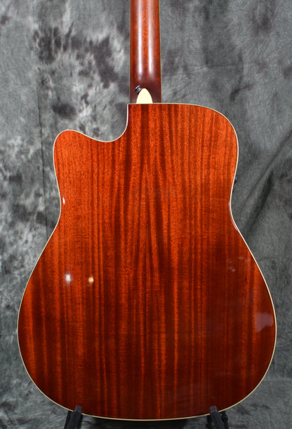 Yamaha FGC-TA Cutaway TransAcoustic Electric Sunburst