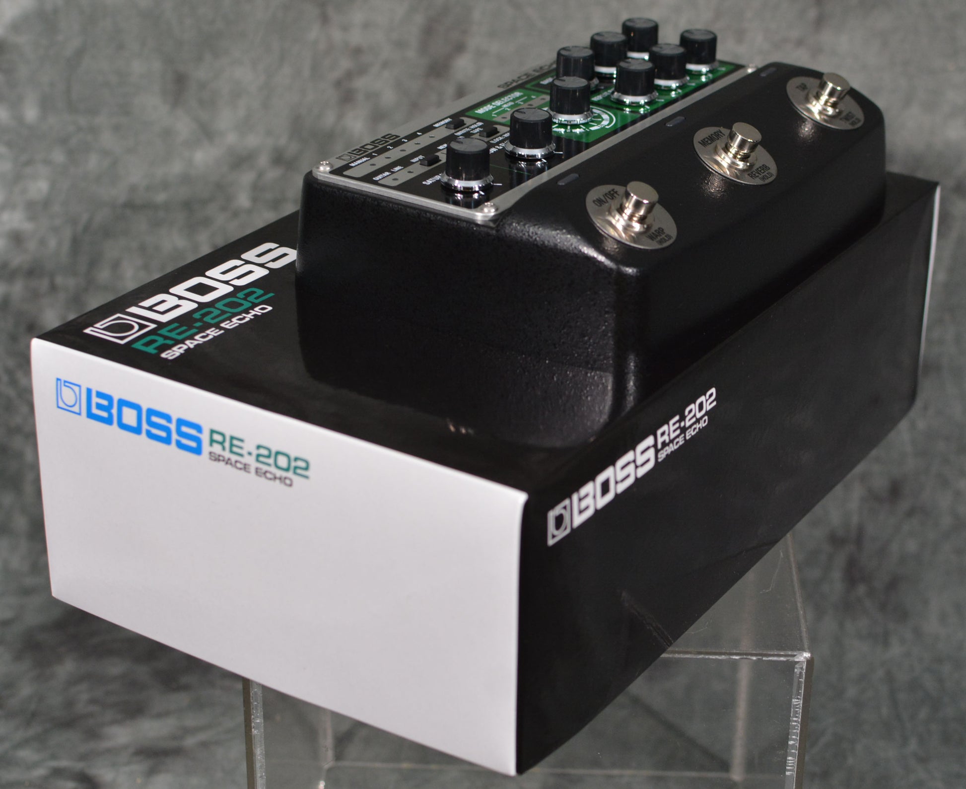 boss re 20 space echo pedal Boss RE-202 Space Echo Digital Delay – Mainstagemusic