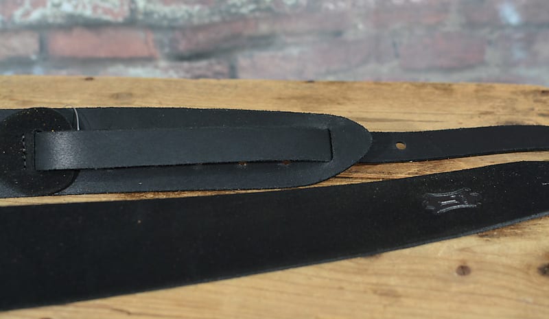 Levy's M120H-V2-BLK 2" Chrome-Tan Leather Strap