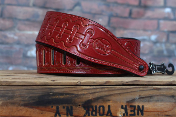 Levy's M17T08-CRA Veg-Tan Leather Guitar Strap - Cranberry