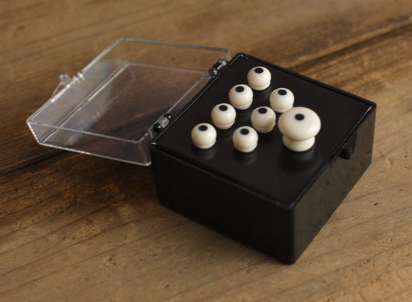Martin Bridge and End Pin Set Authentic White with Black Inlay