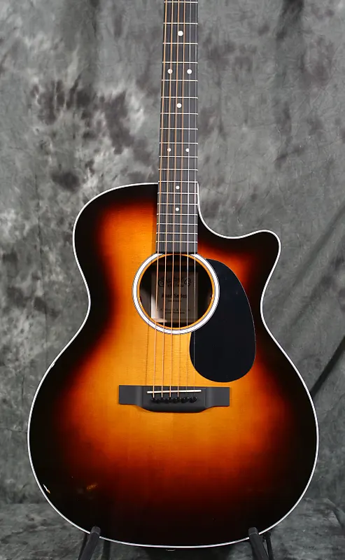 Martin GPC-13e Burst Road Series