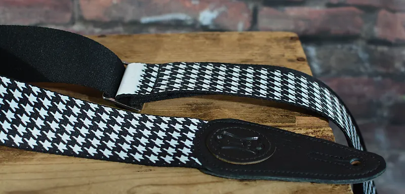 Houndstooth online guitar strap