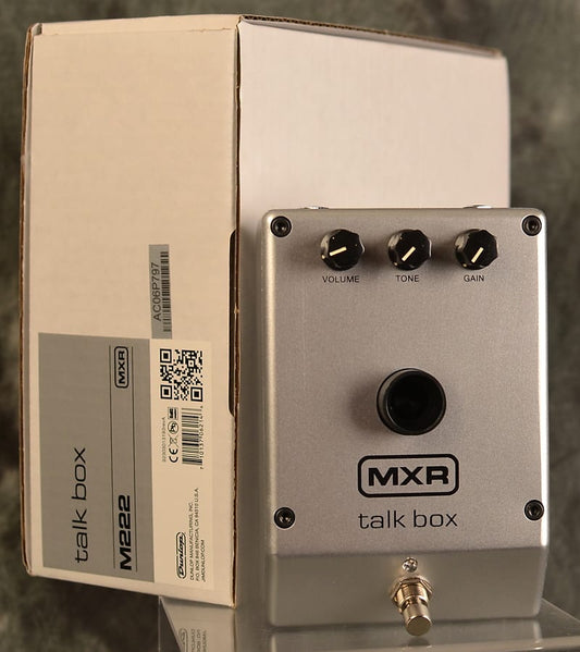 MXR M222 Talk Box w/ 8' surgical tube, mic stand clip, 18v power supply